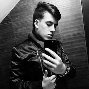 Meet your Posher, Martin jacobo